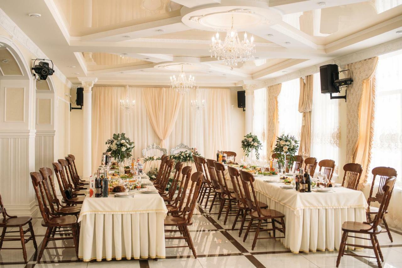Hotel Korona Kolibajivka Kültér fotó
