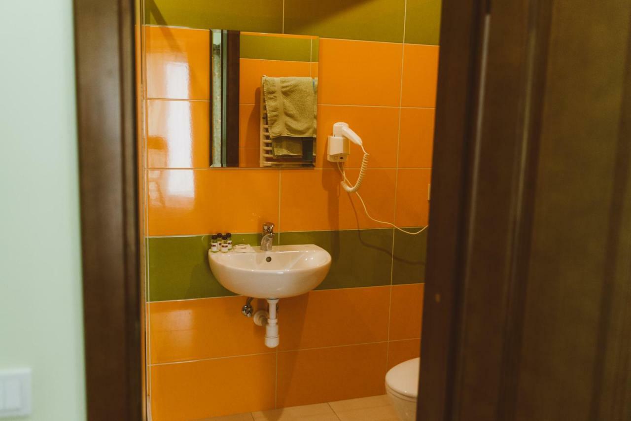 Hotel Korona Kolibajivka Kültér fotó
