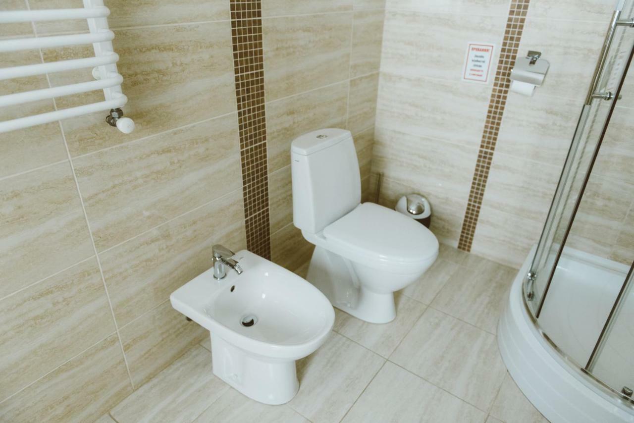 Hotel Korona Kolibajivka Kültér fotó